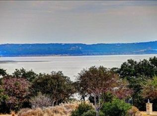 708 Kings Point Dr, Canyon Lake, TX 78133
