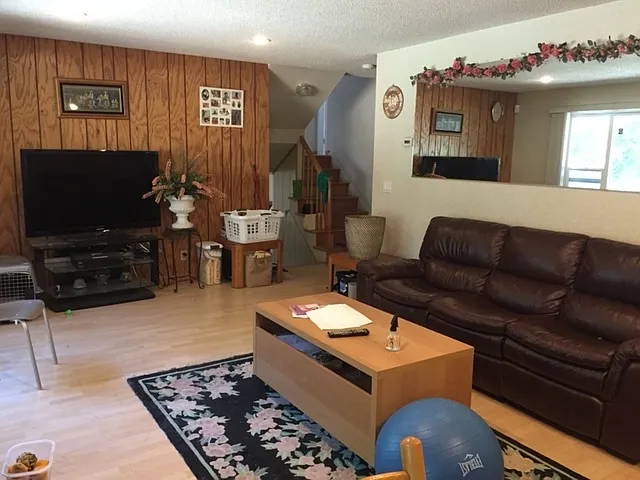 1240 Oak Knoll Dr — Photo 24
