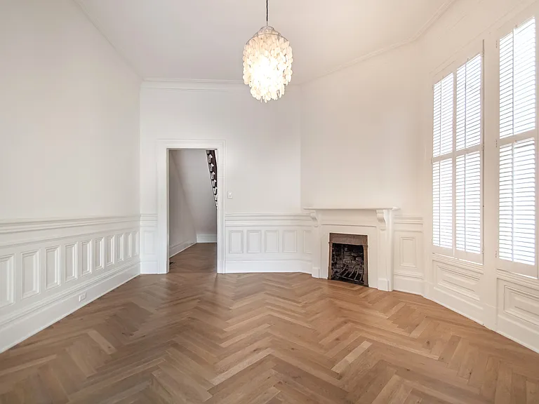 2381 Bush St — Photo 11