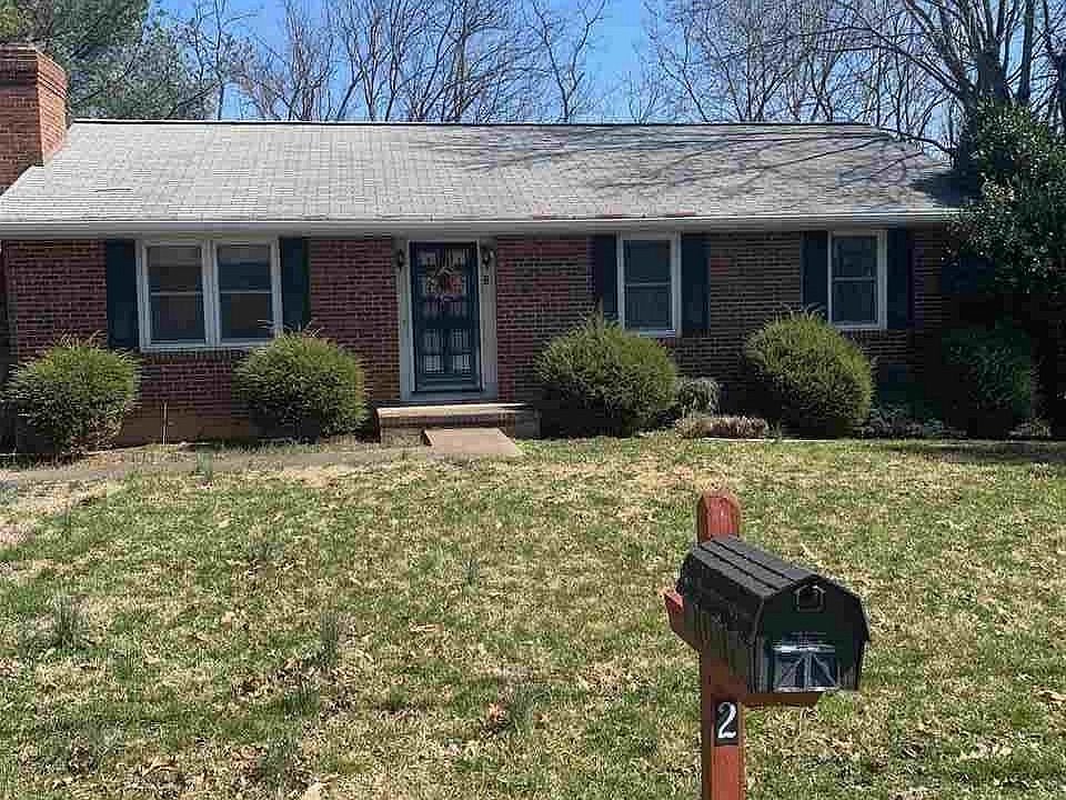 1st image of 2 Kenwood Dr