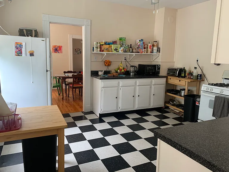 260 Humphrey St #2 — Photo 10