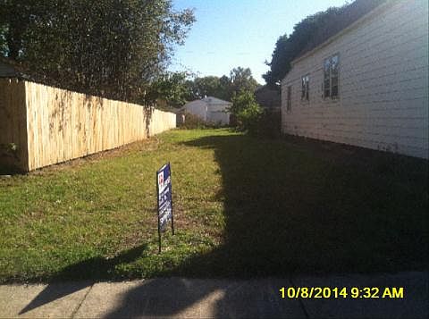 1st image of 1205 Oakley St