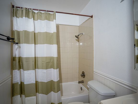 5th image of 1087 W Calle De Las Estrellas APT 1