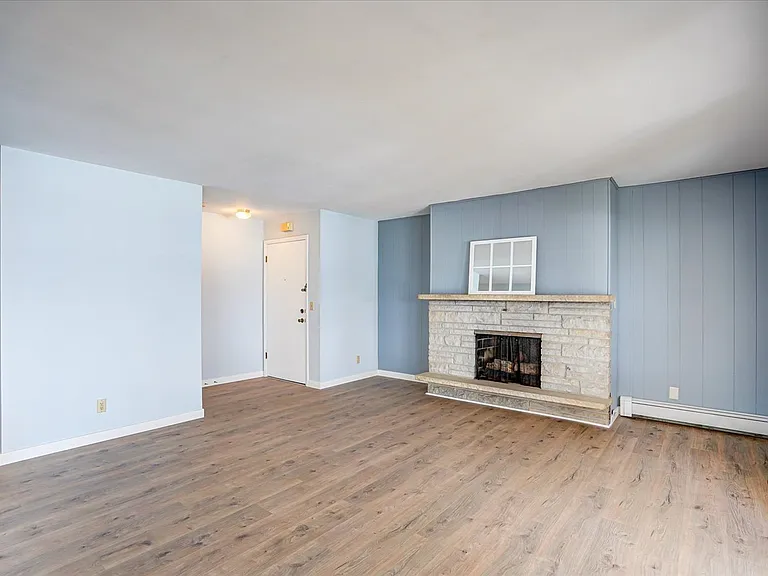 6212 South Ct #4 — Photo 22