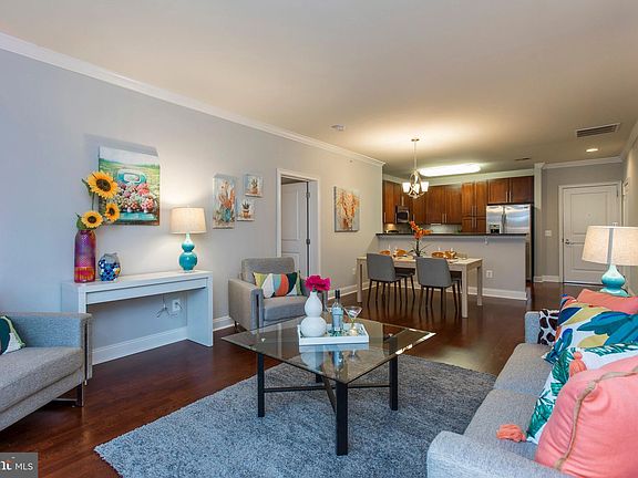 2nd image of 800 Admirals Way Unit 1830