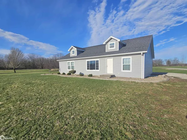 2825 New London Rd, New London, IA 52645