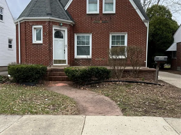 1646 21st St, Wyandotte, MI 48192