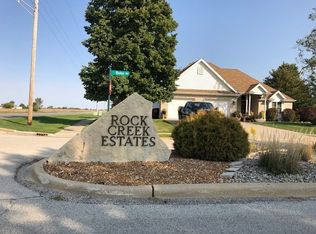 511 Rock Creek Dr, Manteno, IL 60950