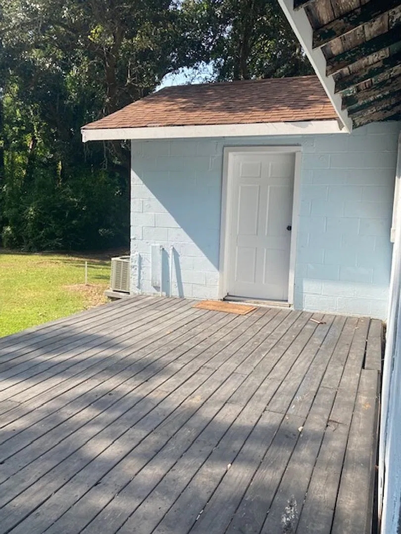 Gulfport 2 Bedroom — Photo 3