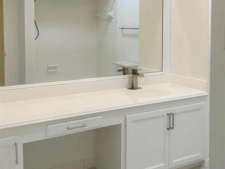14401 Misty Meadow Ln — Photo 24