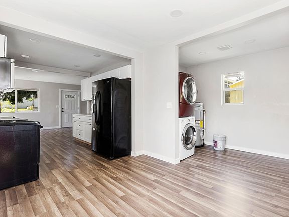 5th image of 3837 E I St