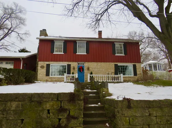 400 Summit St, Galena, IL 61036