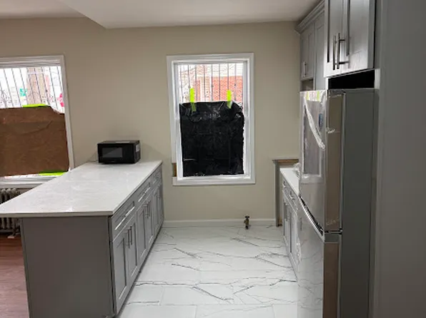 14801 225th St, Jamaica, NY 11413