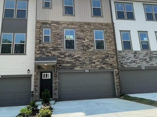 13206 Nixon Ln, Woodbridge, VA 22193