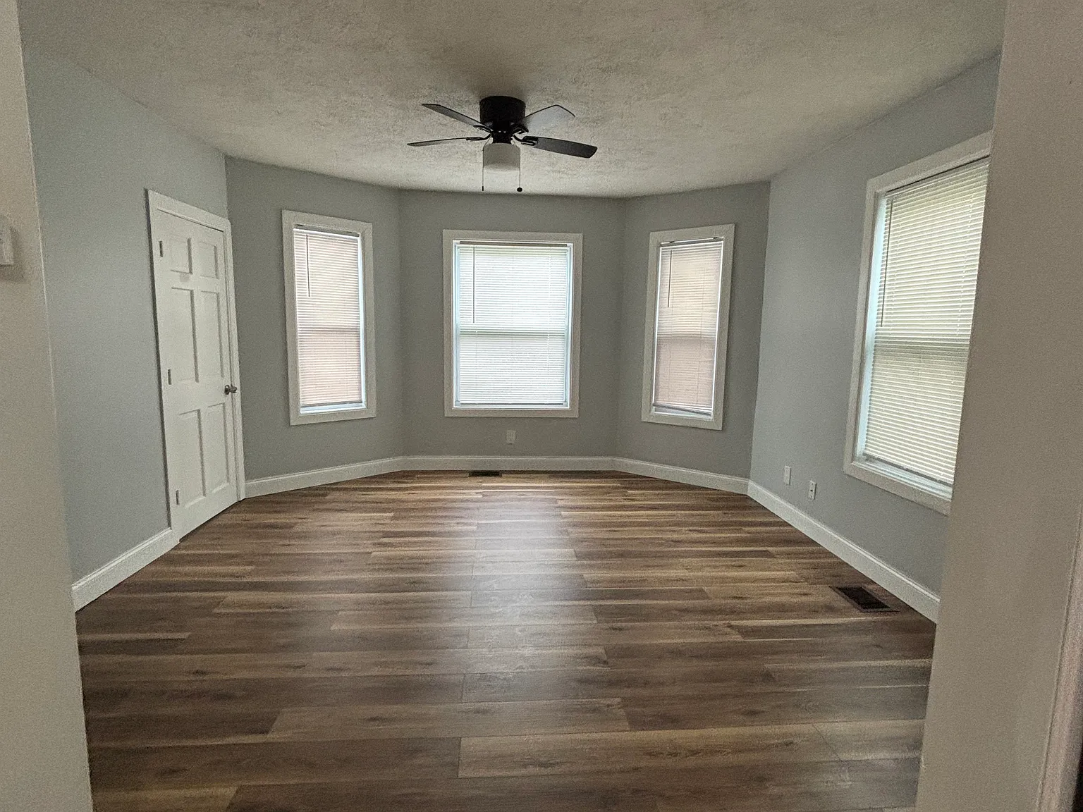 1 bed, $1,600 — Photo 1