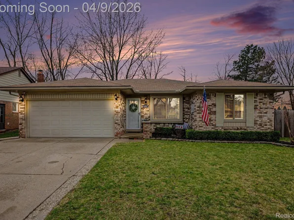 13827 Willow Ct, Sterling Heights, MI 48313