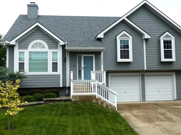 1038 N Logan St, Olathe, KS 66061