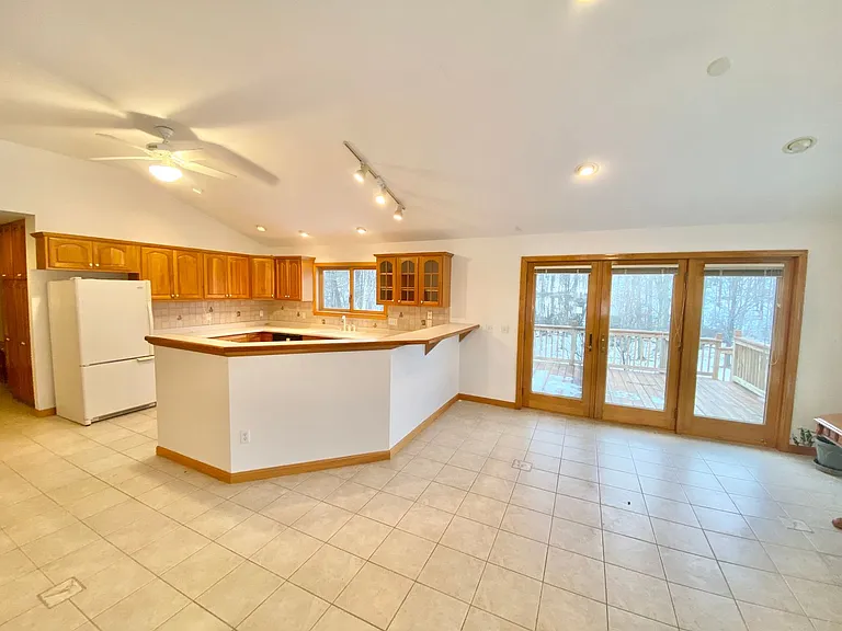 1266 Old Creamery Rd — Photo 5