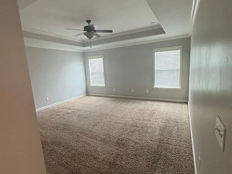 101 Avalon Ln — Photo 19