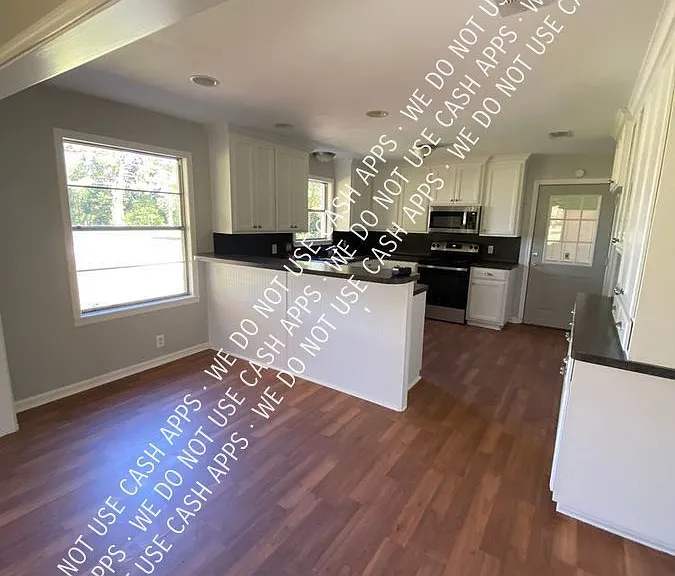 235 Chapmon Rd — Photo 8