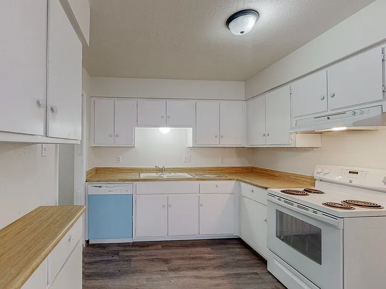 12912 Marva Pl SE — Photo 26