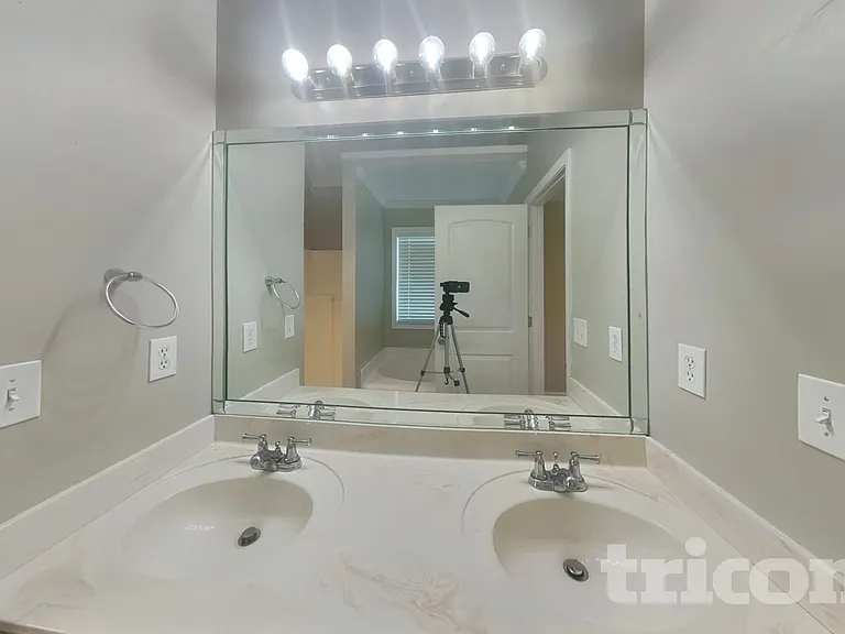 217 Arbor Dr — Photo 11