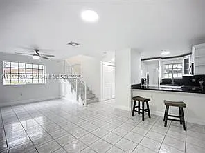 3 bed, 2.0 bath, $2,700 — Photo 2