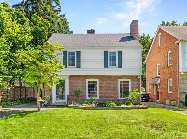 3854 Bethany Rd, University Heights, OH 44118