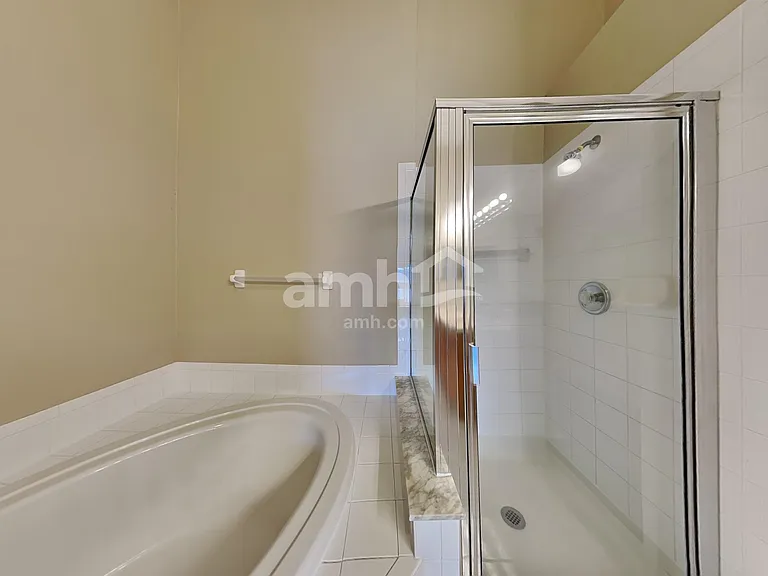 12517 Midpointe Dr — Photo 13