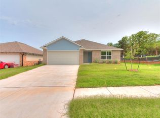 814 Twin Lakes Dr, Noble, OK 73068