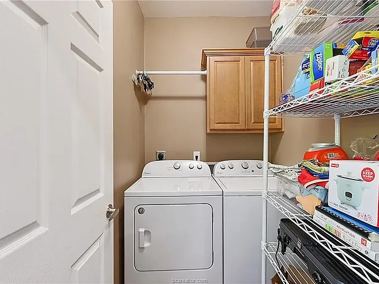 305 Holleman Dr E #1406 — Photo 3