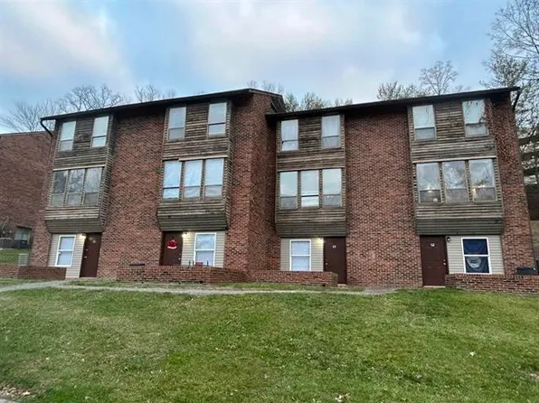 1225 Saint Christopher Dr, Russell, KY 41169