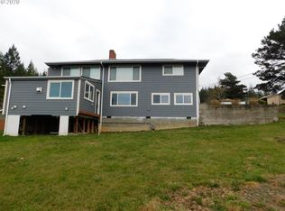 2020 King Ln, Myrtle Point, OR 97458