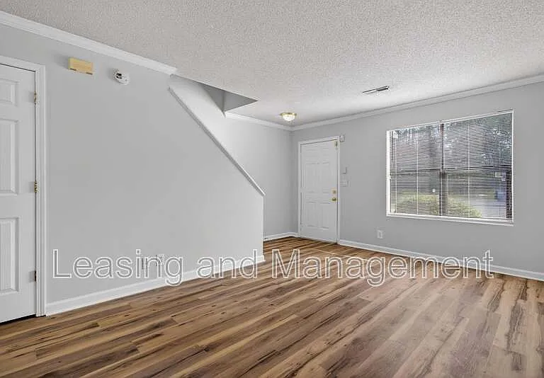 6248 Lucille Dr #15F — Photo 7