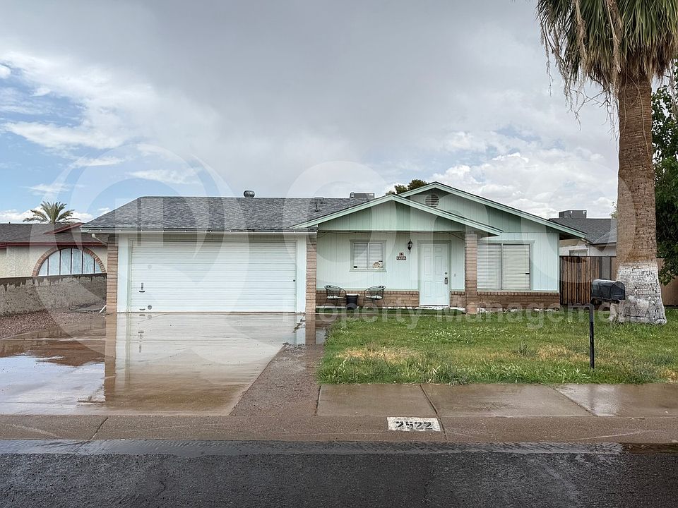1st image of 2522 E Don Carlos Ave