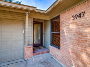 3947 Clover Ln, Dallas, TX 75220