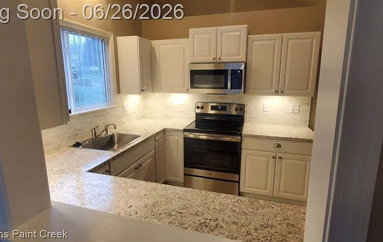 3324 Valley Rise Dr — Photo 4