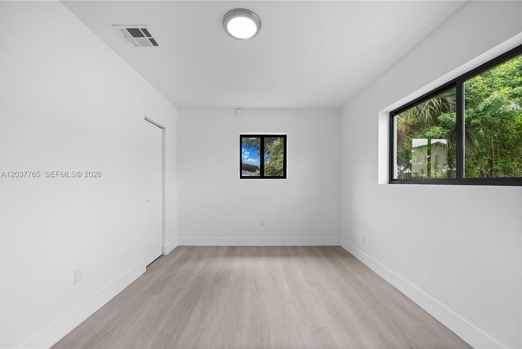 2983 NW 1st St, photo 9