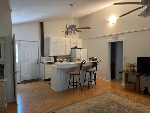5659 Henry Rd Photo 1