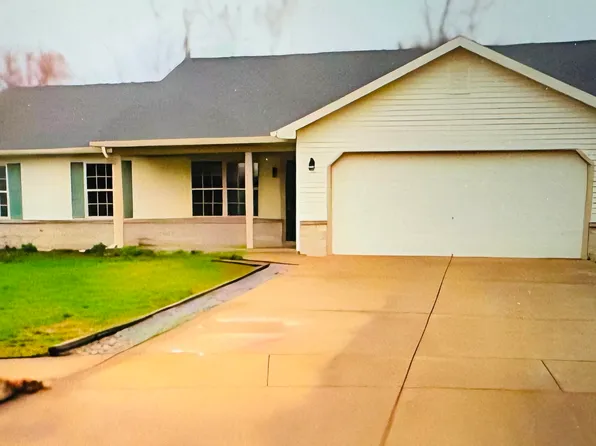 4338 McClellan Ln, West Lafayette, IN 47906
