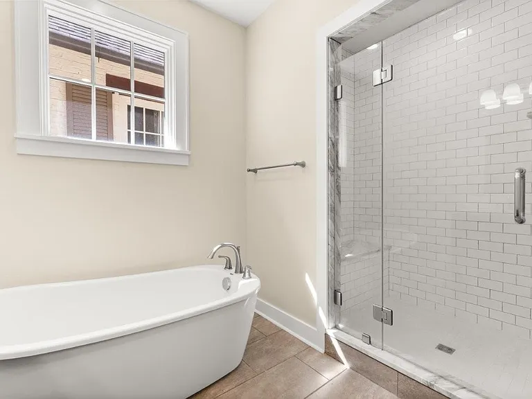 2050 Jabez Dr — Photo 25