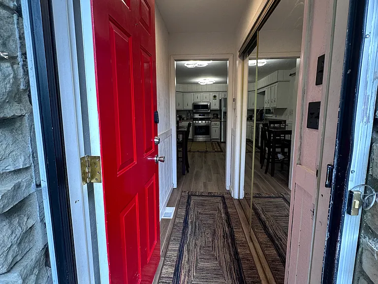 9257 N Temple Ave — Photo 30