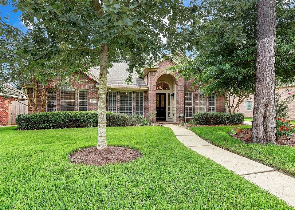 1st image of 11859 Gatesden Dr