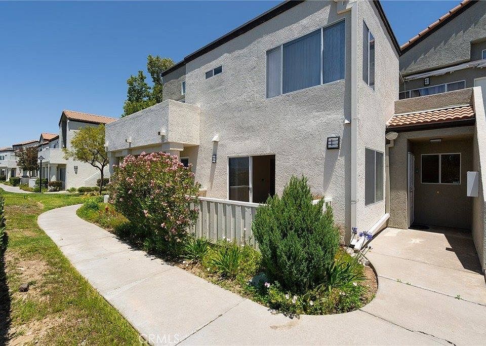 1st image of 21200 Trumpet Dr Unit 103