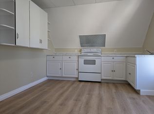 703 Bridge St #B, Charlevoix, MI 49720