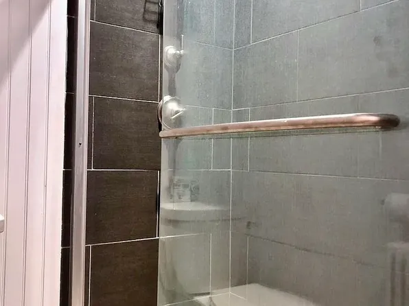 276 Ainslie Street image 11 of 14