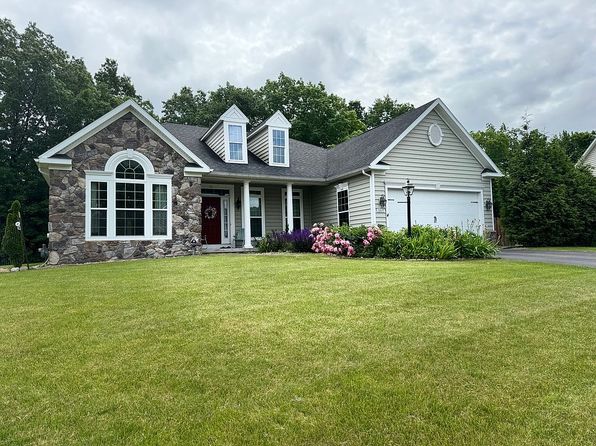 1011 Warters Cv