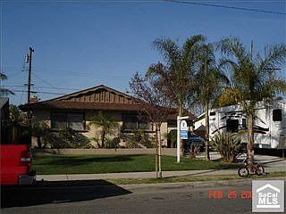 1st image of 1303 E Balsam Ave