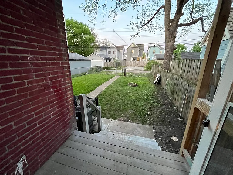 88 Hawkes Ave — Photo 28