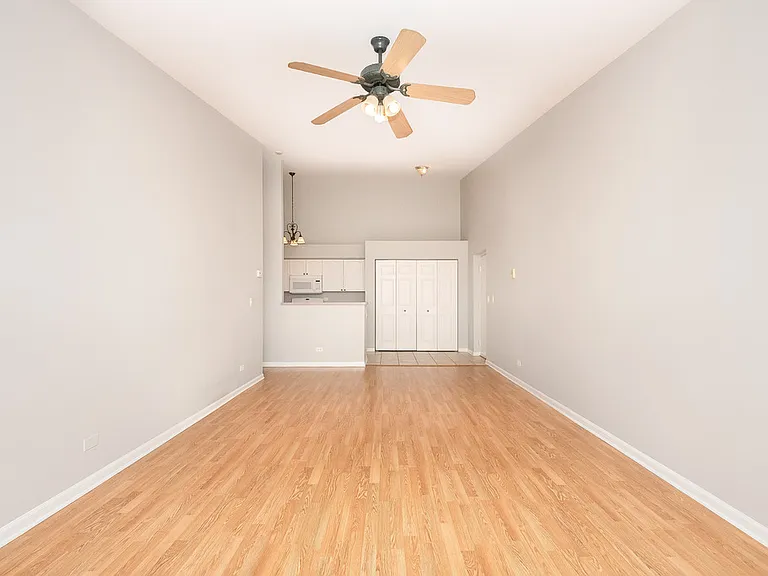 798 N Gary Ave #210 — Photo 5
